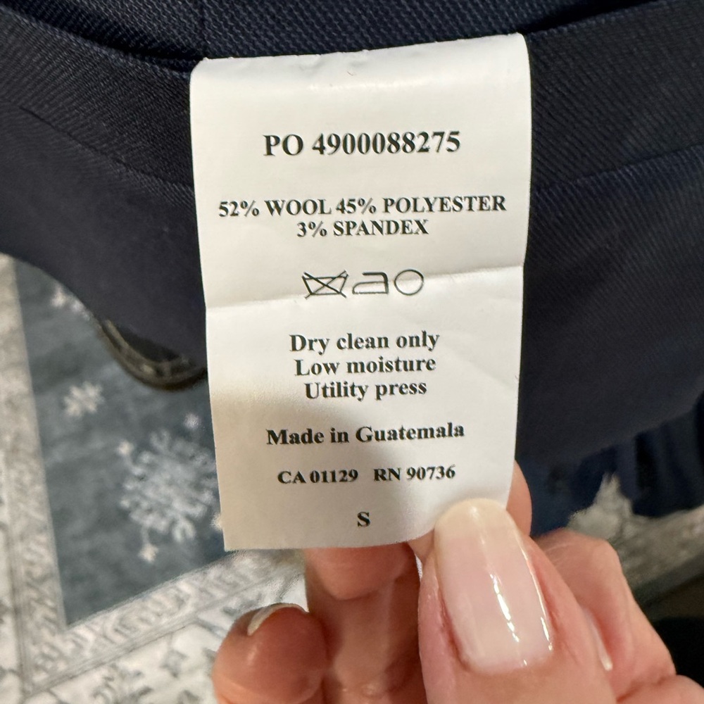 Tommy Hilfiger 3 piece suit - Picture 8 of 11